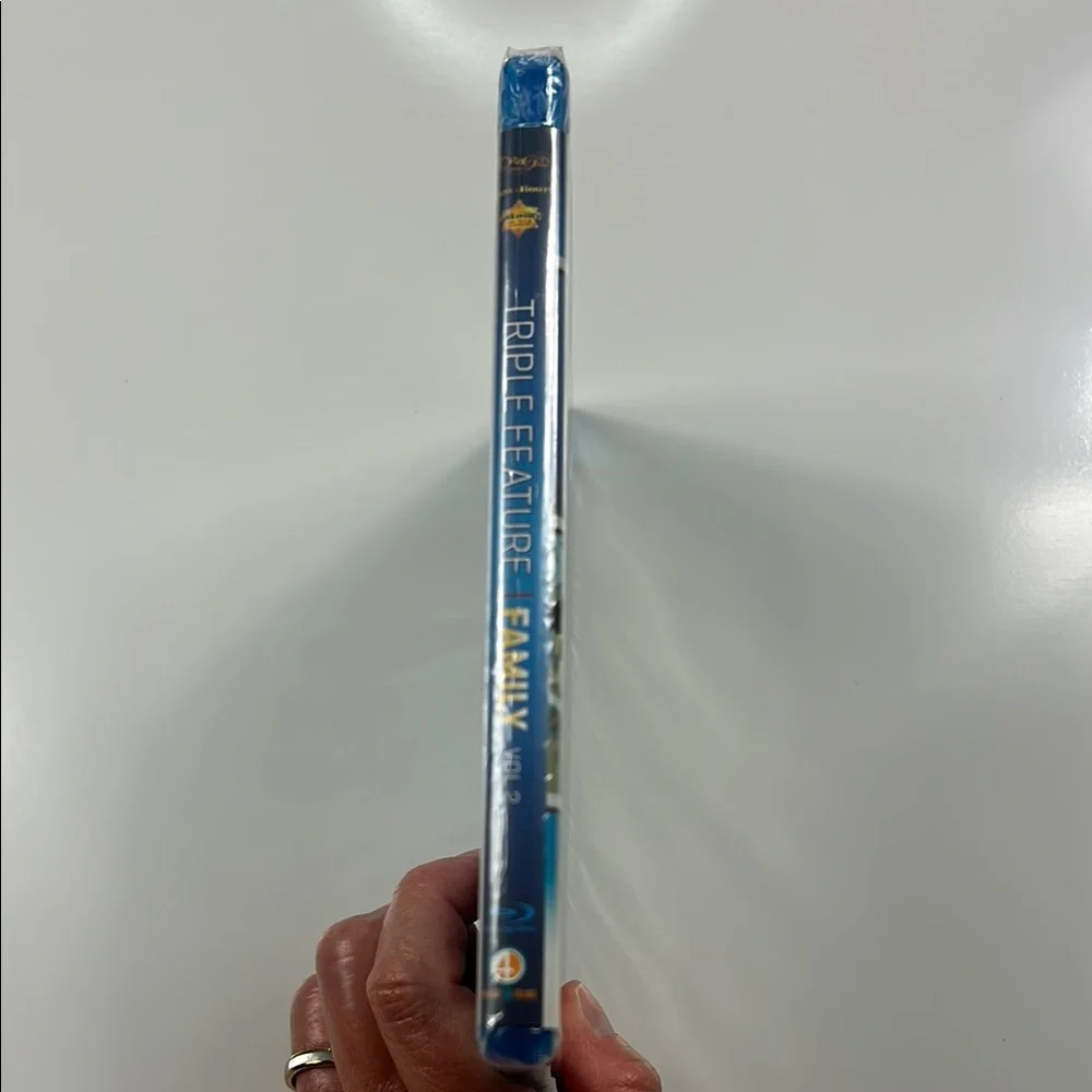 Blu-ray Triple Feature Family Volume 2 - Blue Case